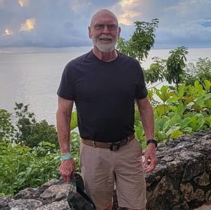 Meet your Posher, Bob